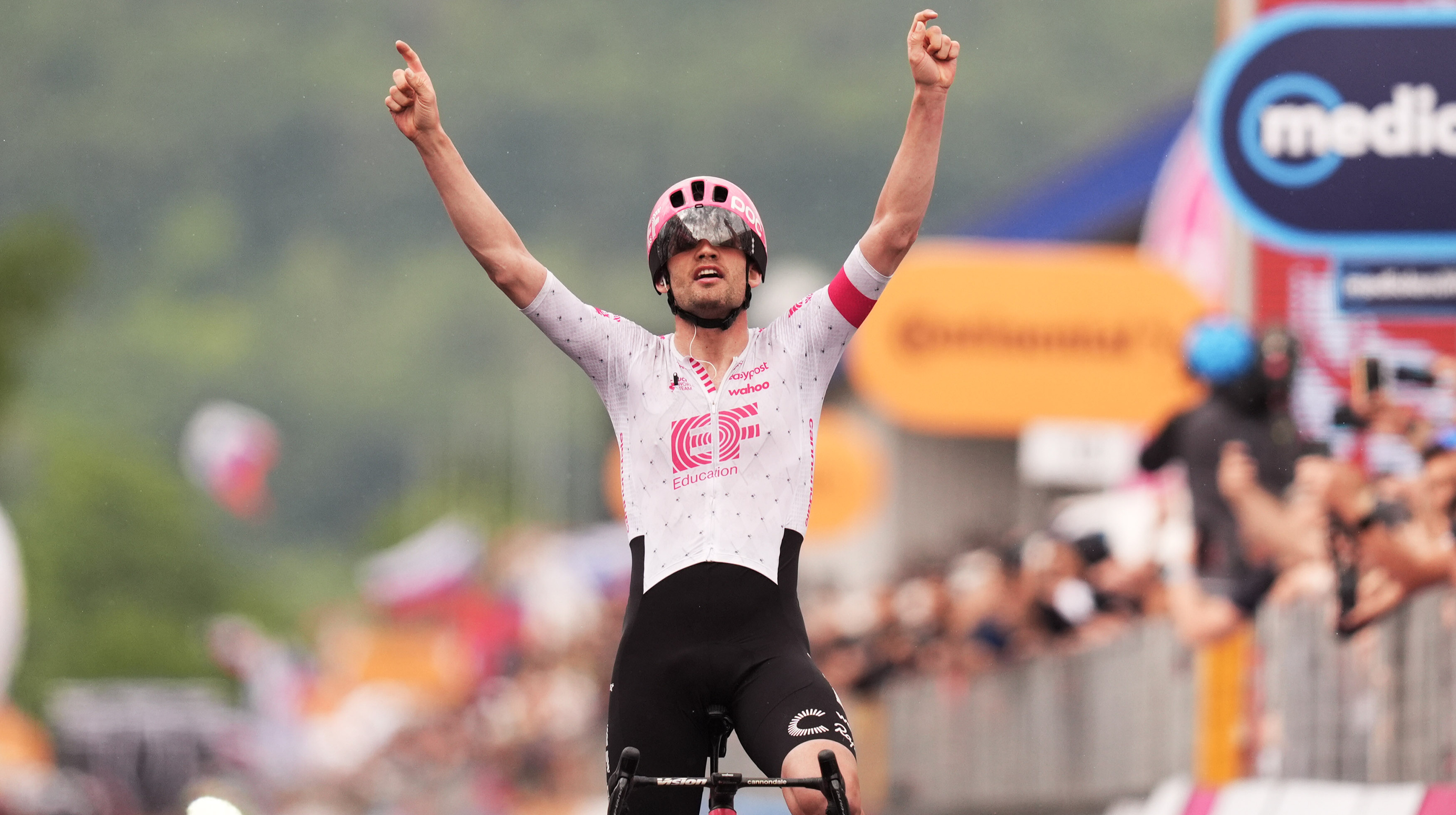 Asgar won the 14th stage of D’italia, a fall of star riders Cycling