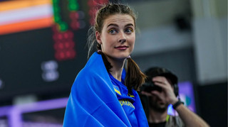 Найкраще відновлення: Магучіх показала фанатам, як підкорює хвилі після тренувань