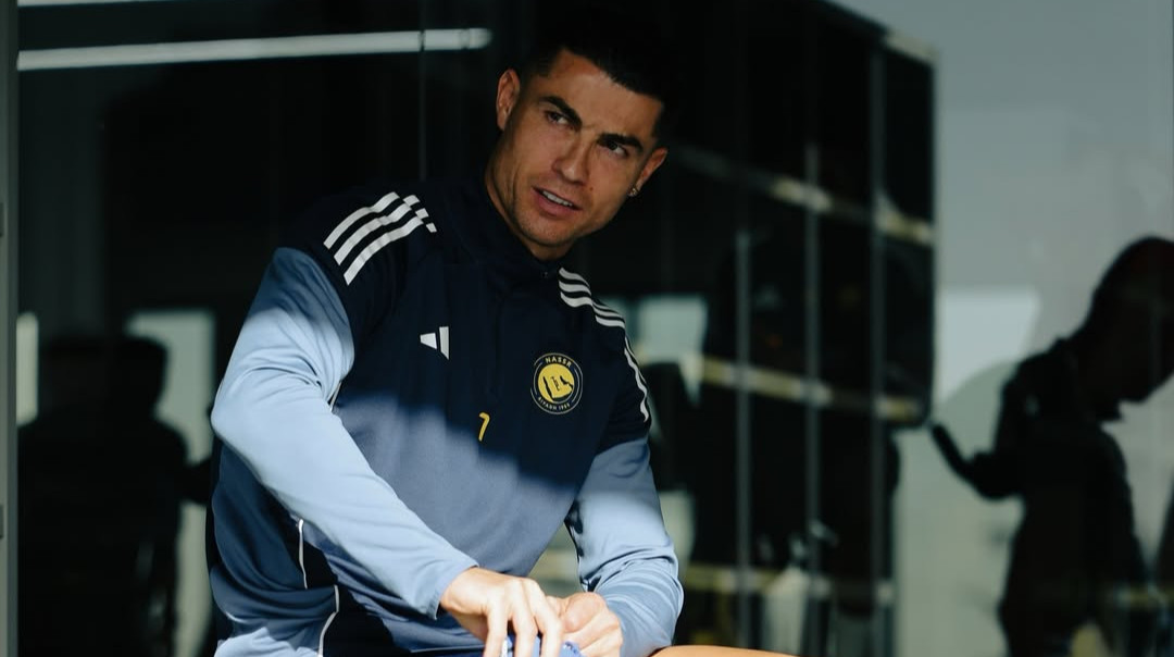 Не хотел рисковать, – тренер Аль-Насра рассказал о травме Роналду