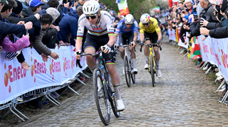 Третій титул Погачара на Турі Фландрії, вражаючий дебют Евенепула. Підсумки тижня