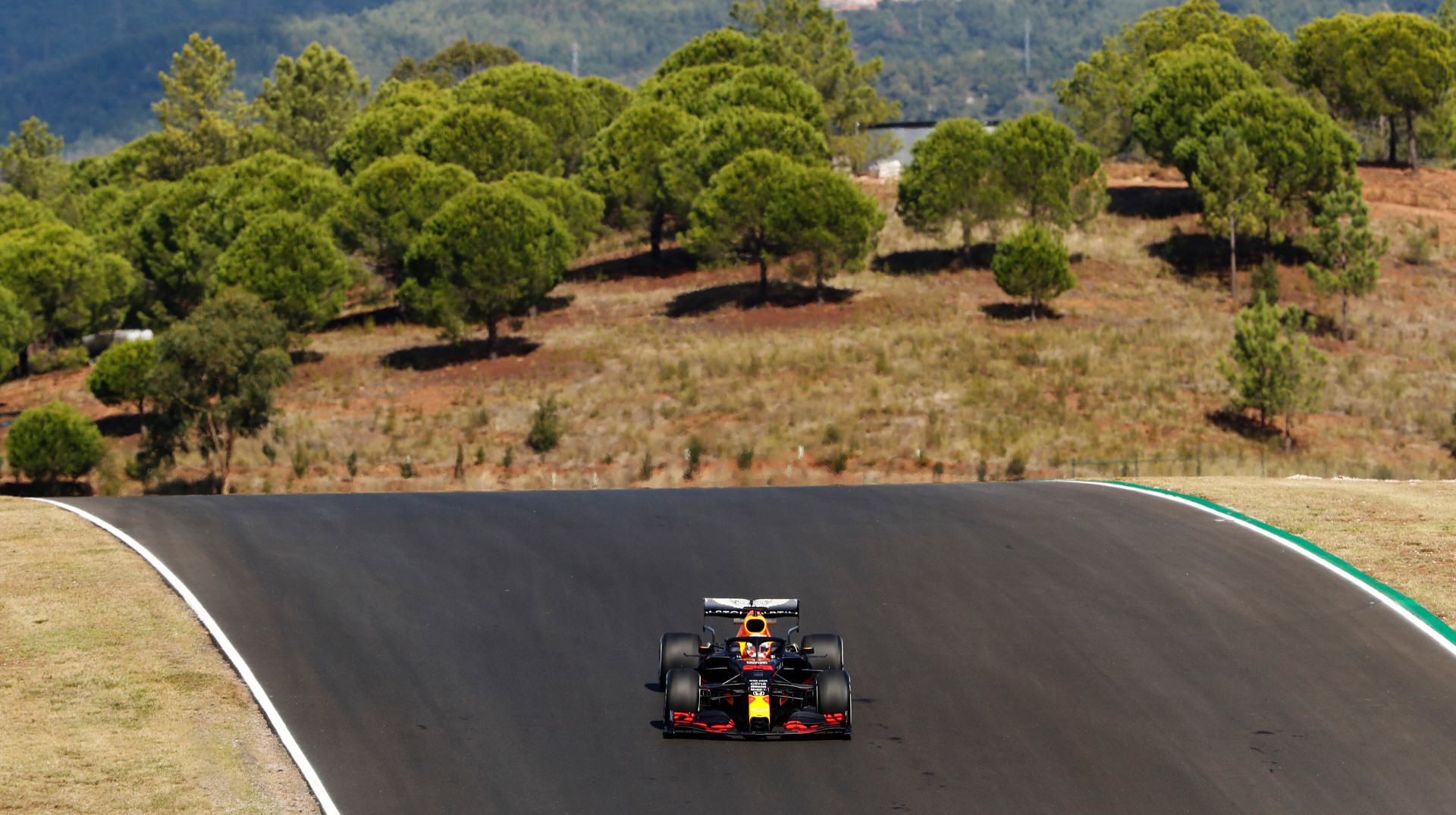 Гран-прі Португалії офіційно повернувся до Формули-1