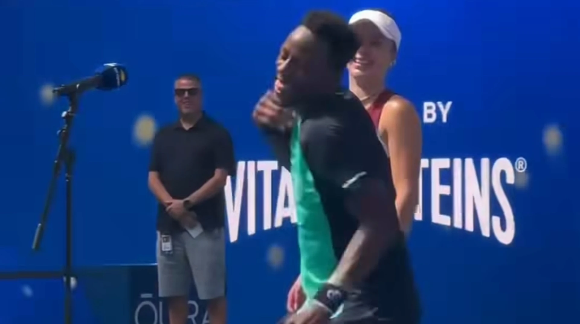 Монфіс станцював просто на корті після виходу у півфінал US Open: Світоліна не стримувала посмішки