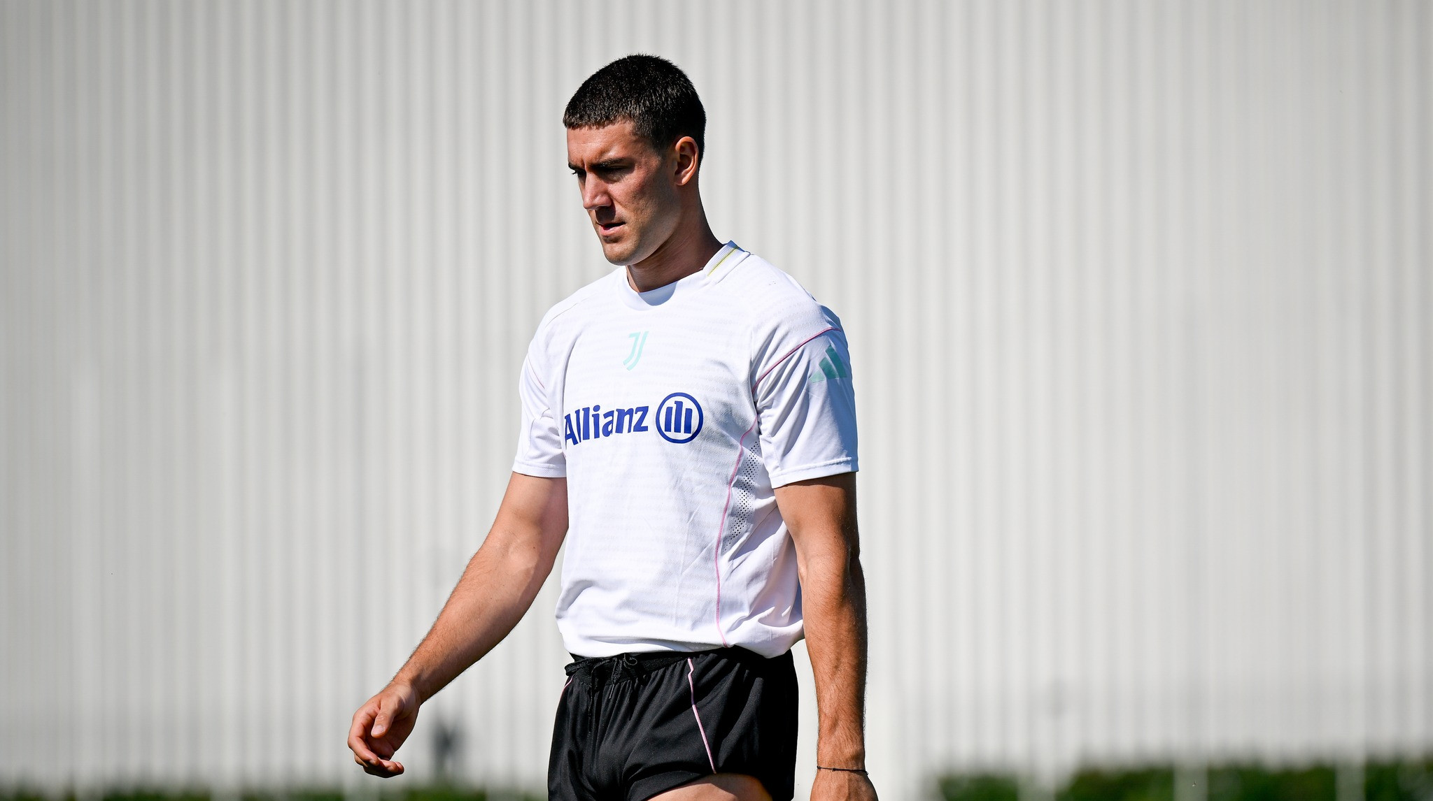 Основной форвард Ювентуса перенес операцию