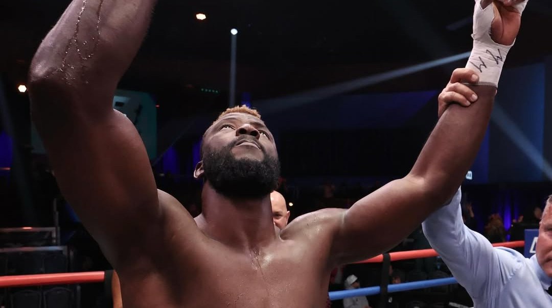 Усик, Ф'юрі, Вайлдер – без різниці: Аджагба після перемоги над Мартіном