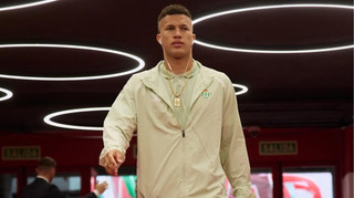 Іспанський клуб вилучив гравця зі складу через чутки про роман із донькою директора