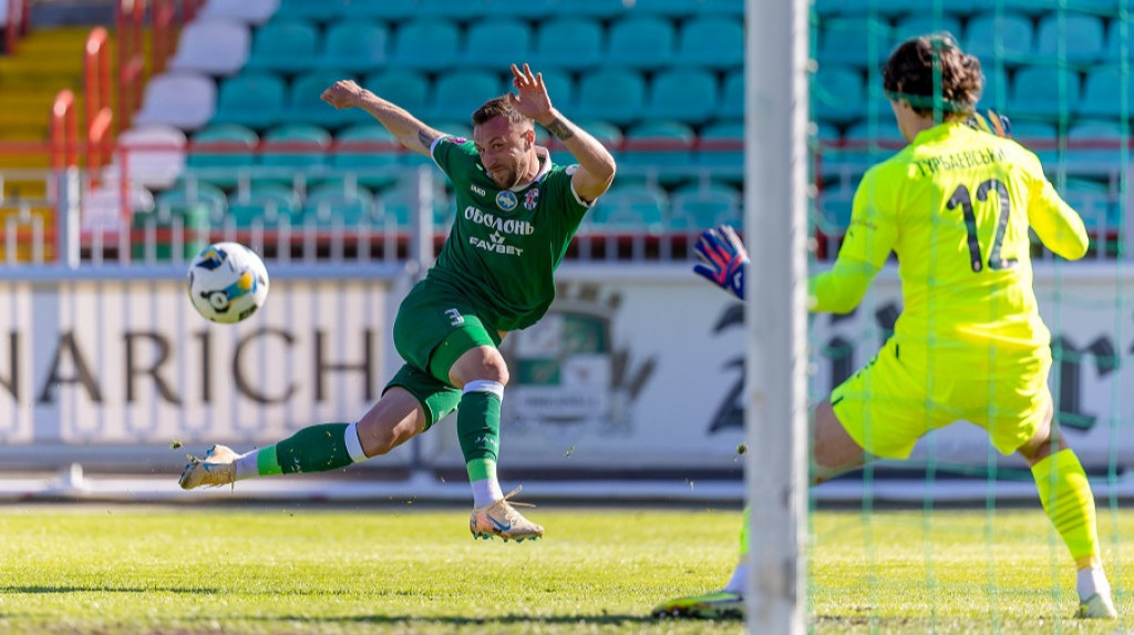 Оболонь избежала поражения от Зари в матче с 6 голами