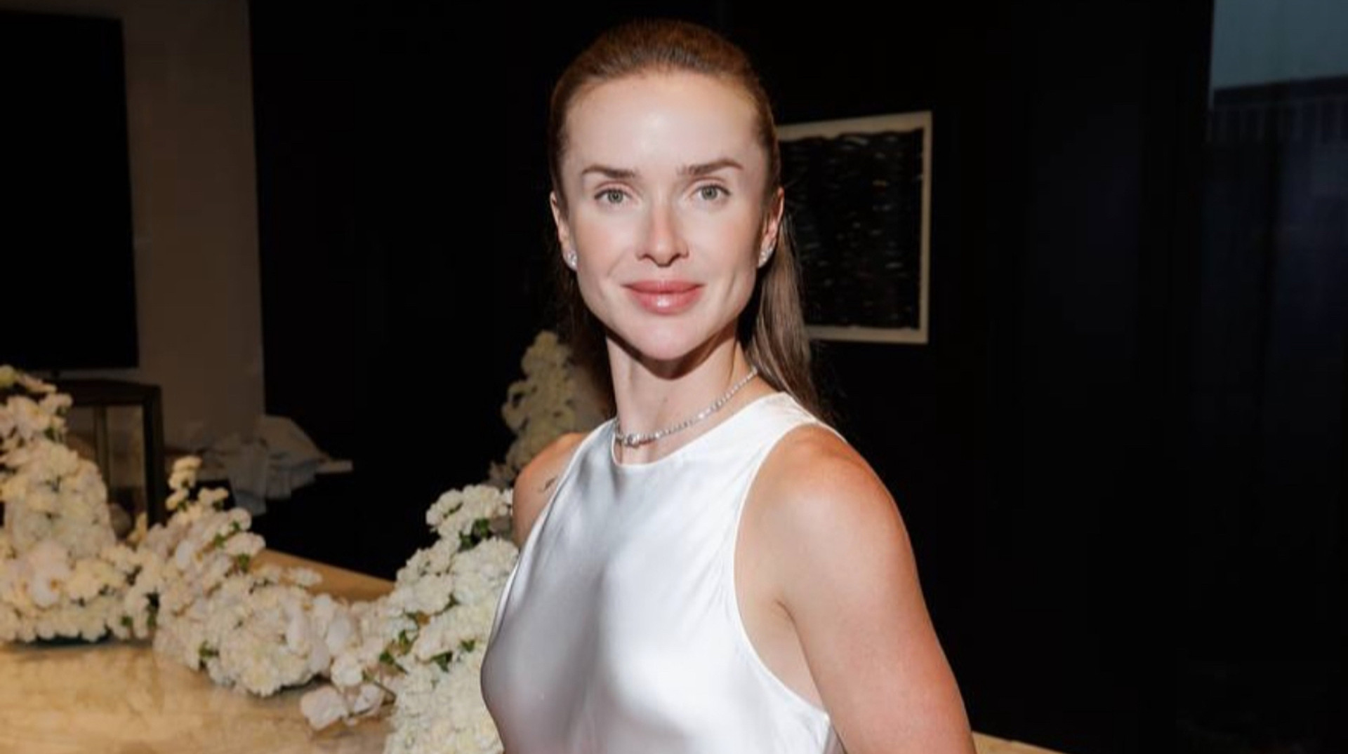 Сяє краще за діамант: Світоліна вразила шикарним образом на презентації власного бренду