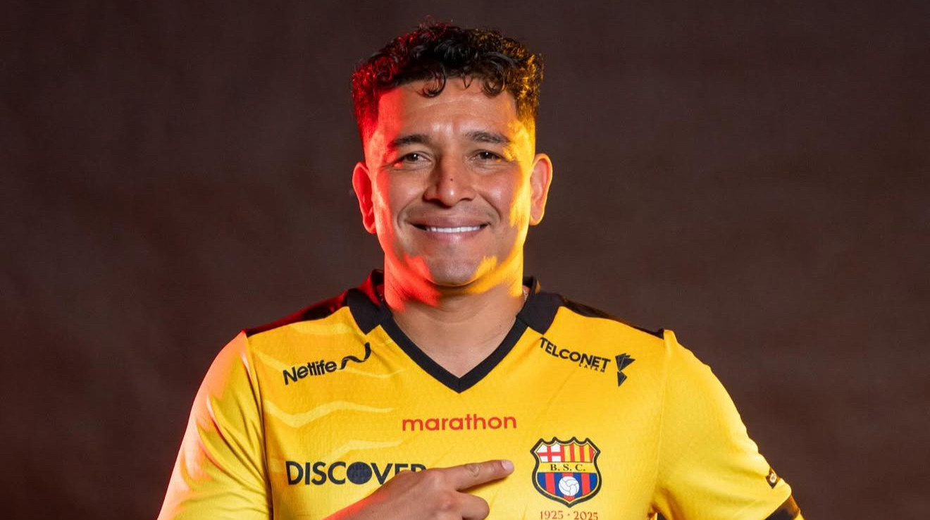 Футболіста Барселони та його дружину безжально застрелили посеред вулиці в Еквадорі