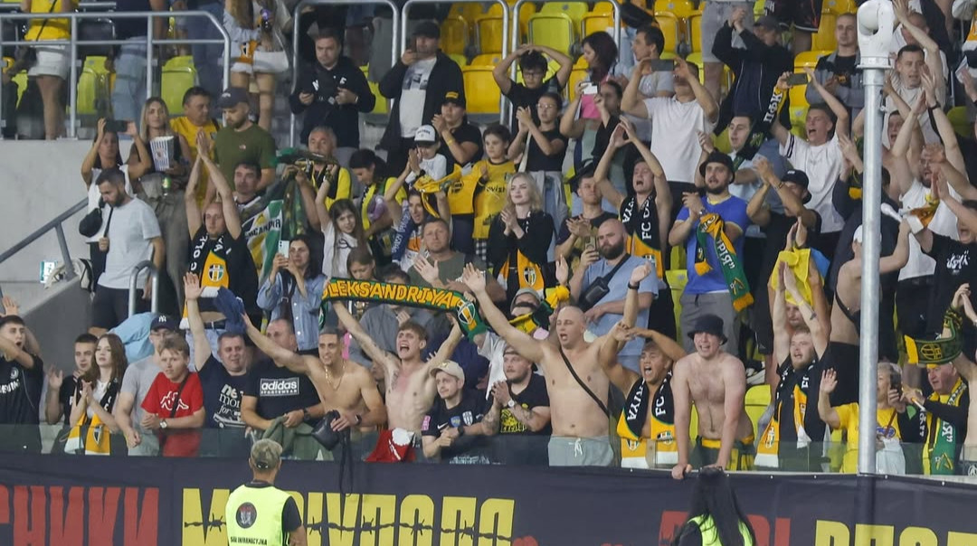 УЕФА наказал Александрию за поведение фанатов