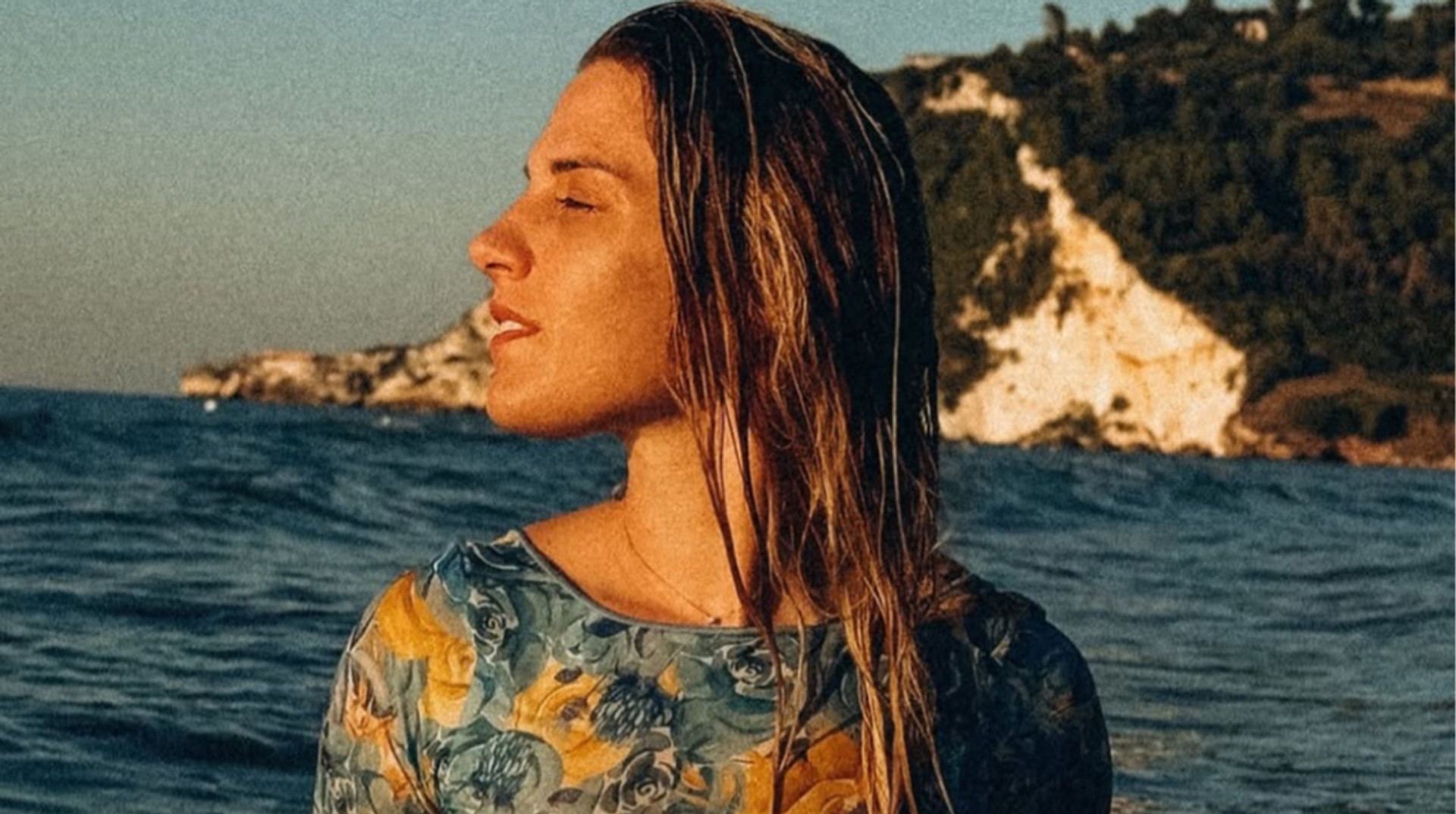 Харлан зачарувала прихильників новими фото з відпочинку в Італії