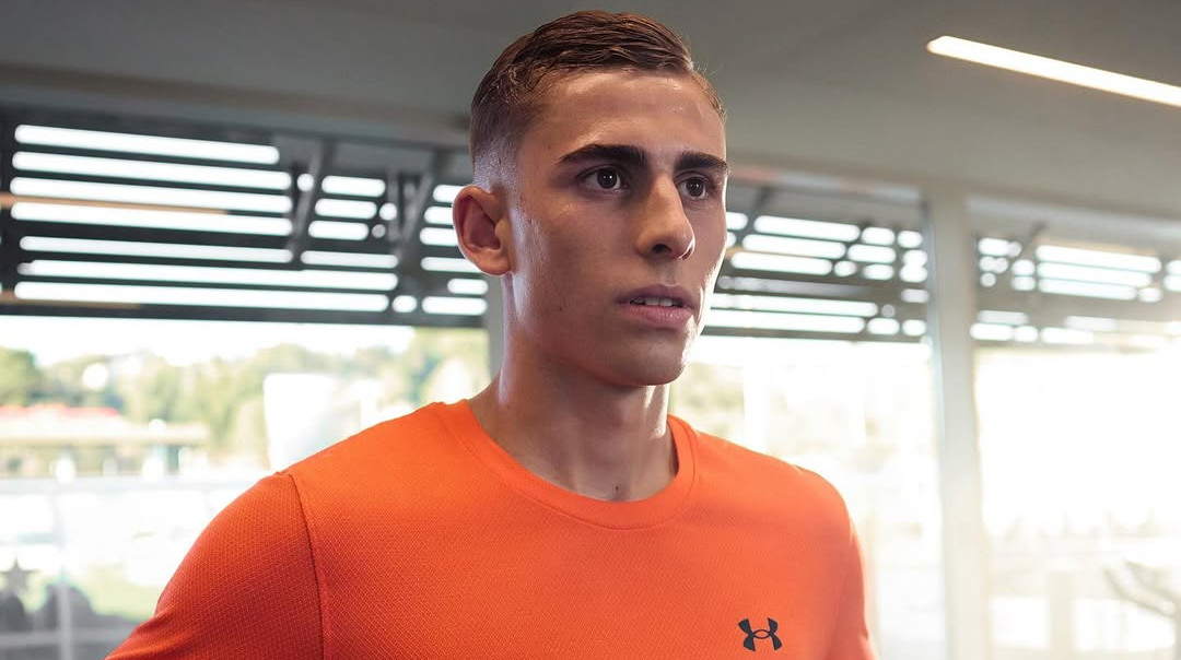 Челси сделал предложение Барселоне по трансферу полузащитника