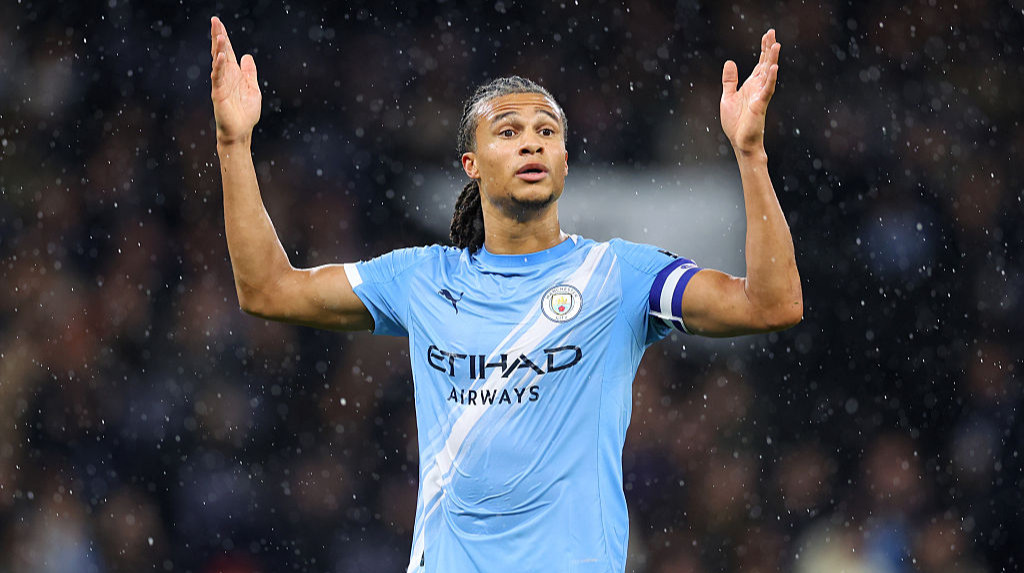 Барселона хоче підписати захисника Манчестер Сіті