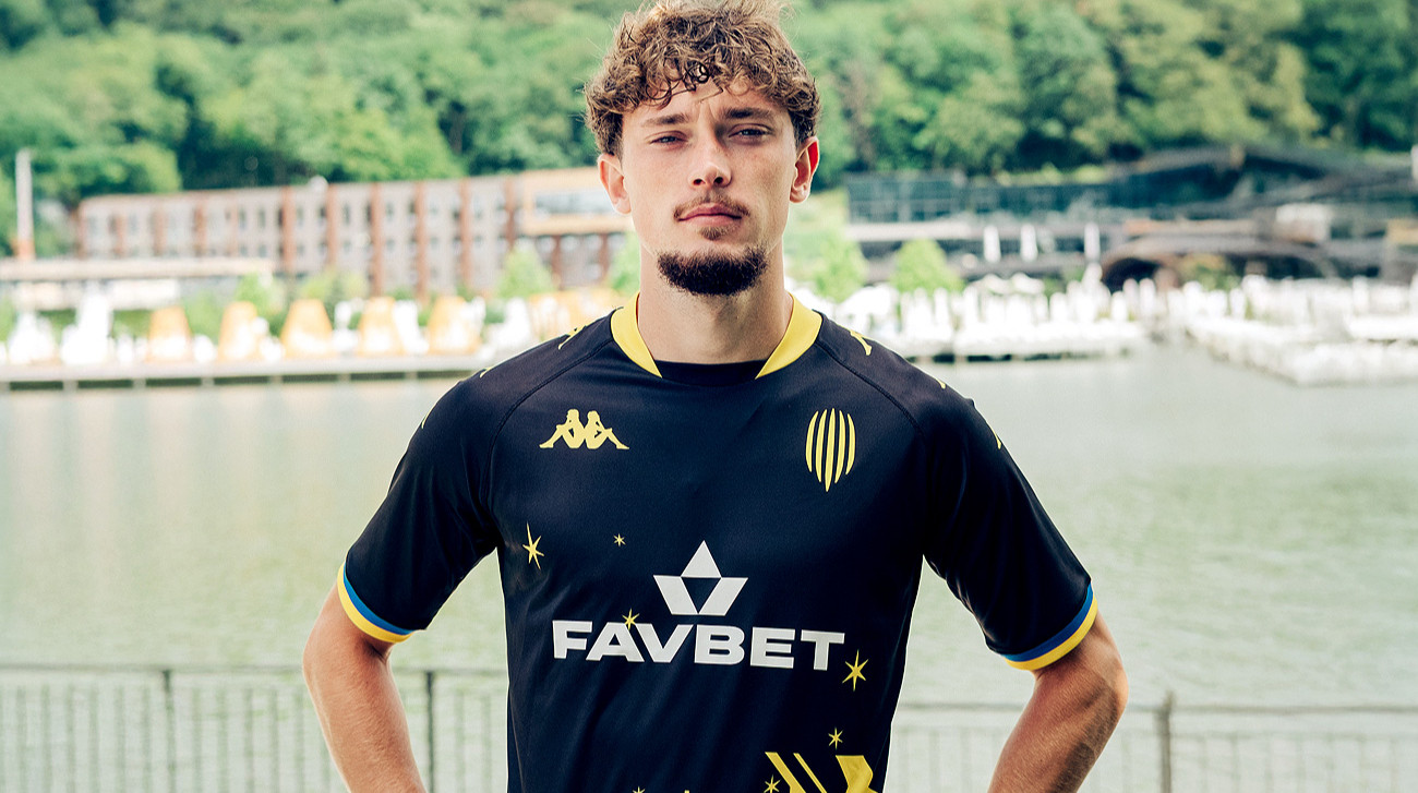 Рух підсилився півзахисником молодіжної збірної Молдови