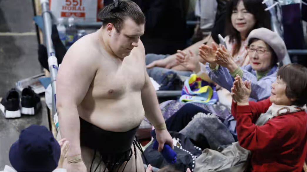 Колишній озекі Мусояма: Суперники добре вивчили Аонішікі