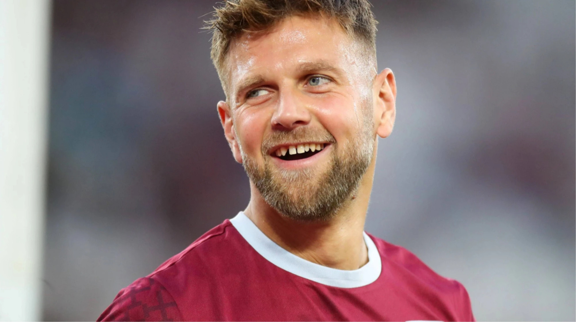 Я намагаюся ігнорувати весь цей шум, -  тренер Вест Гема про трансфер Фюллькруга