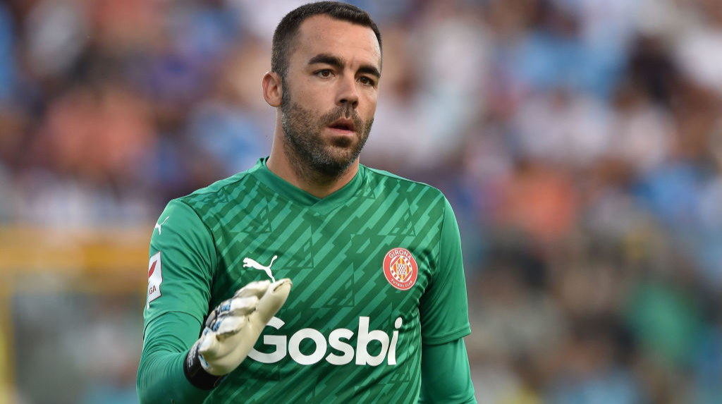 Жирона продовжила контракт із конкурентом Крапивцова