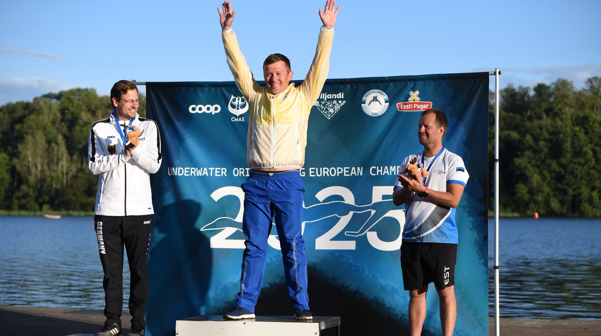 Украинец Котов завоевал 3 медали на чемпионате Европы по подводному ориентированию