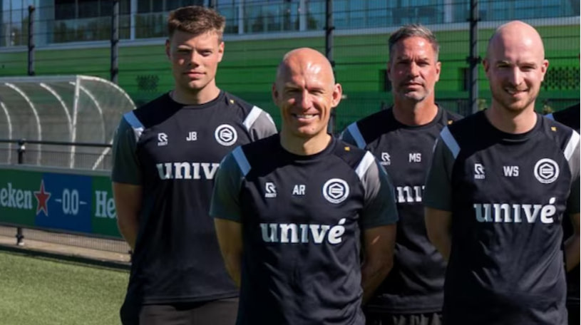 Роббен получил должность тренера в родном клубе