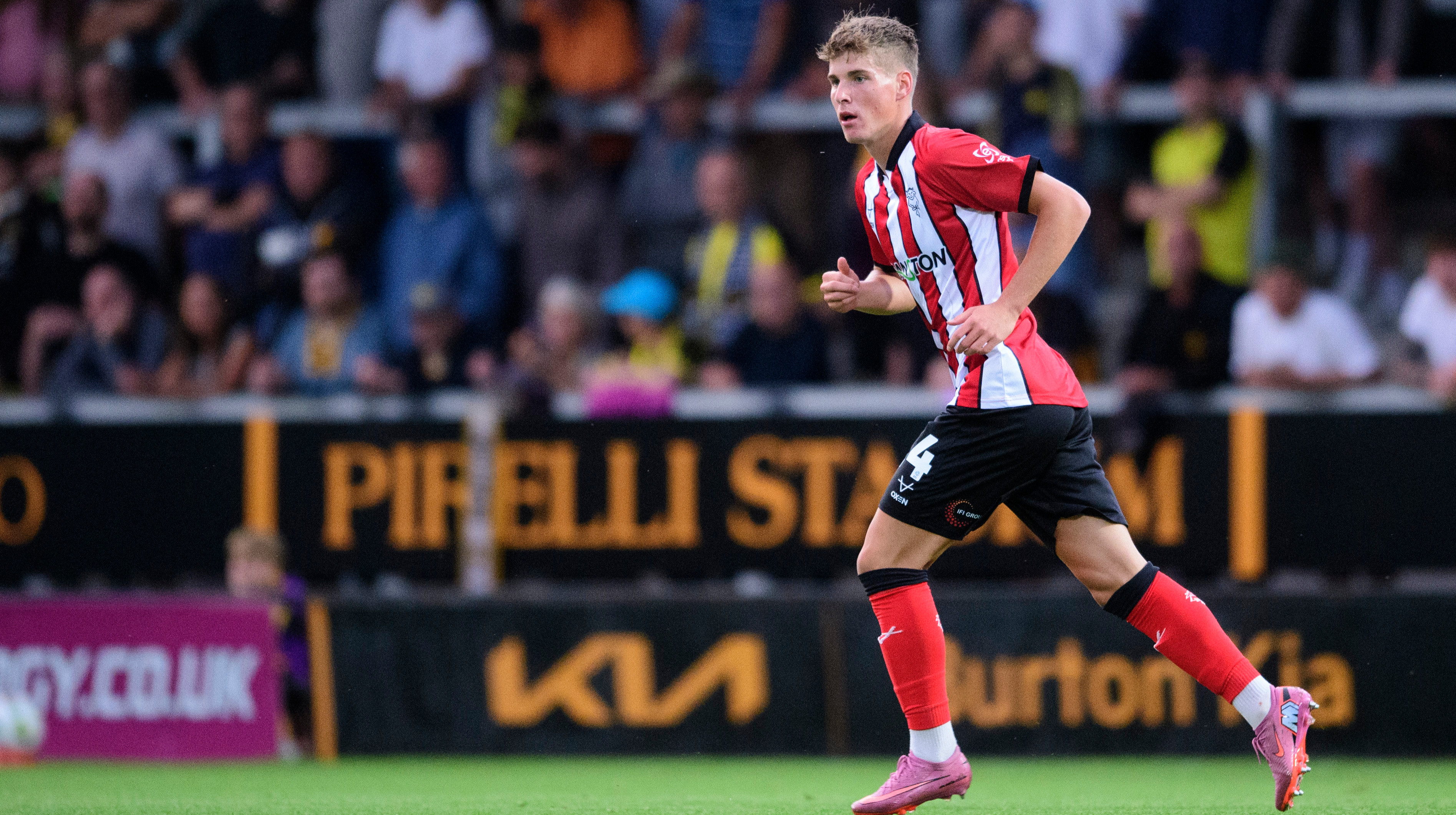 Асист Варфоломеєва не допоміг Лінкольну обіграти Челсі, Евертон з Миколенком вилетів з Кубку ліги