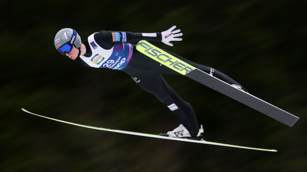 Двоеборье. Айнар Офтебро одержал первую победу в карьере