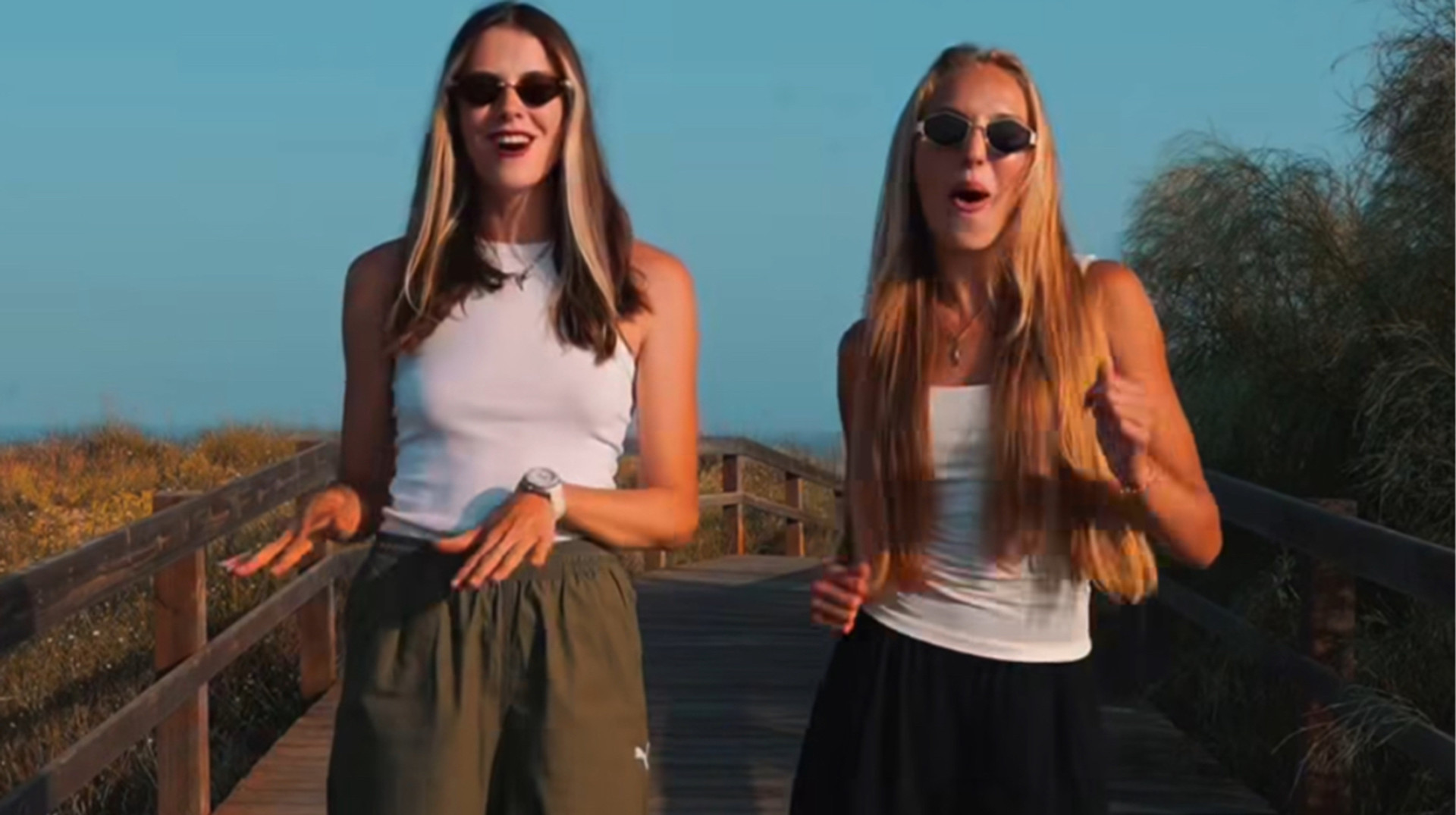 Танці у Стокгольмі: Магучіх з подругою розірвали соцмережі запальними рухами під світовий хіт