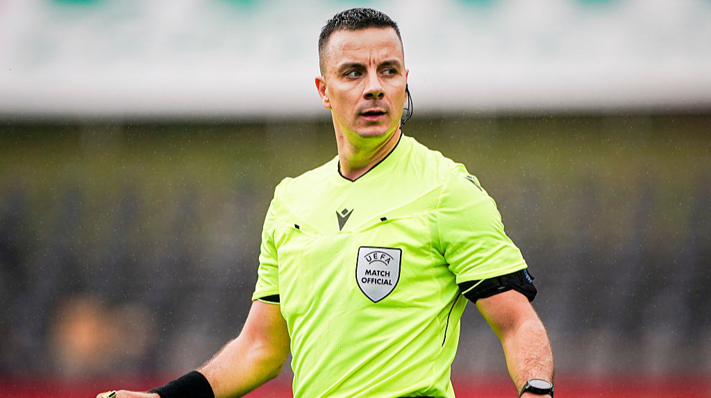 Визначено бригаду суддів на матч Ліги конференцій Фіорентина – Динамо