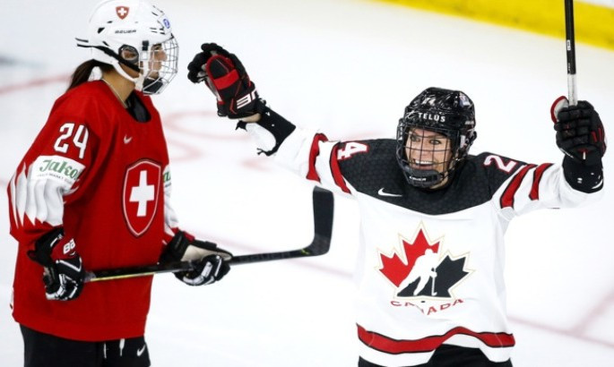 Жіноча збірна Канади з розгромної перемоги стартувала на Олімпіаді-2022