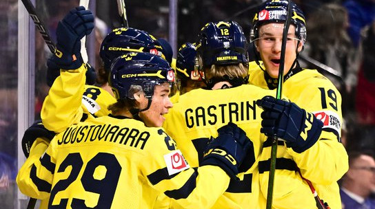 Сборная Швеции разобралась с Латвией на пути к полуфиналу молодежного ЧМ-2026