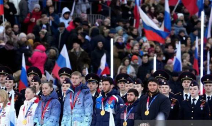 Російських борців, які підтримують війну проти України, допустили до чемпіонату світу