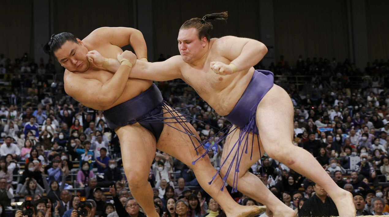 Украинский сумоист Аонишики высказался о триумфе над йокозуной Хошорю