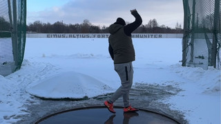 Молот крізь мороз: Кохан показав своє тренування при шаленому холоді