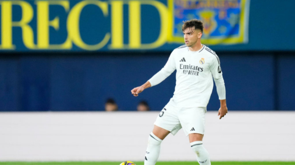 Реал підписав новий контракт з іспанським центрбеком