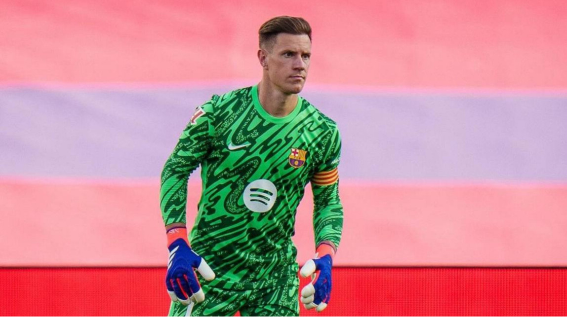 Голкіпер Барселони переніс операцію на попереку