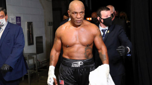 Битва легенд: Майк Тайсон проведе поєдинок проти Мейвезера