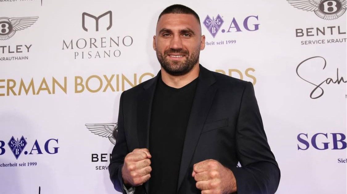 Вихрист впевнено переміг боснійця у першому раунді