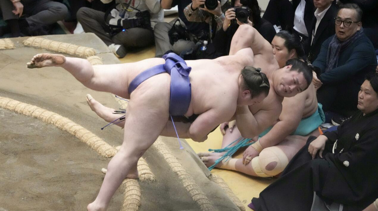 Українці Аонішікі та Шіші знову тріумфують: результати Hatsu Basho