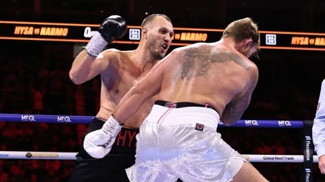 41-річний Хіса брутально нокаутував Нармо та захистив титул WBO Global