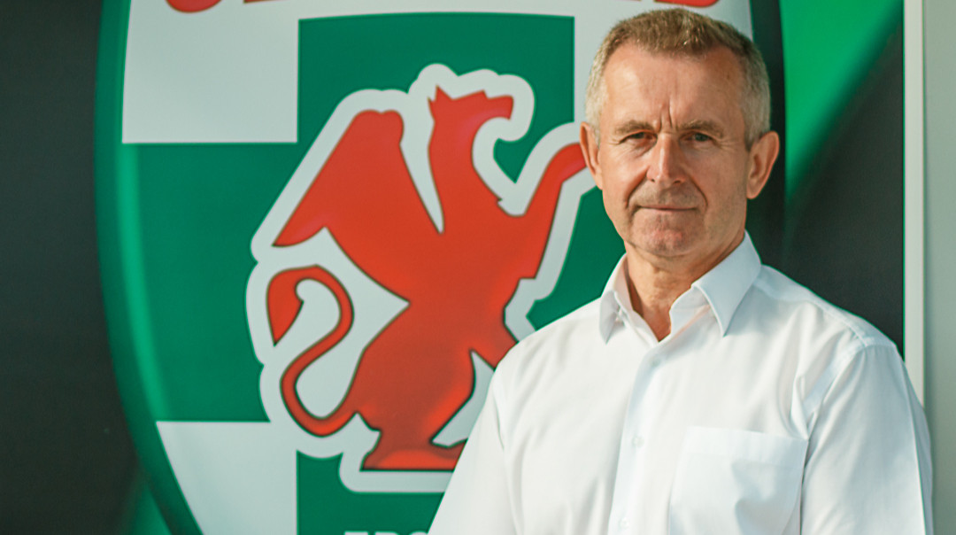 В Оболоні прокоментували інформацію, що один з тренерів не повернувся в Україну після зборів