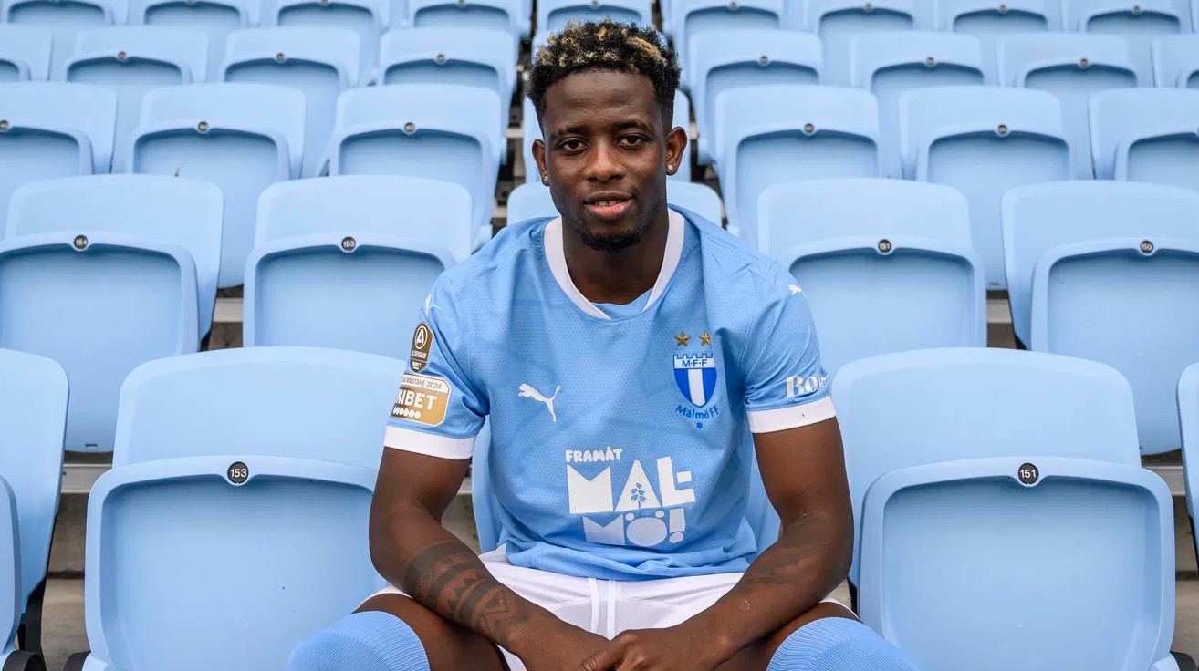 Вингер, которым интересовалось Динамо, перешел в Мальме