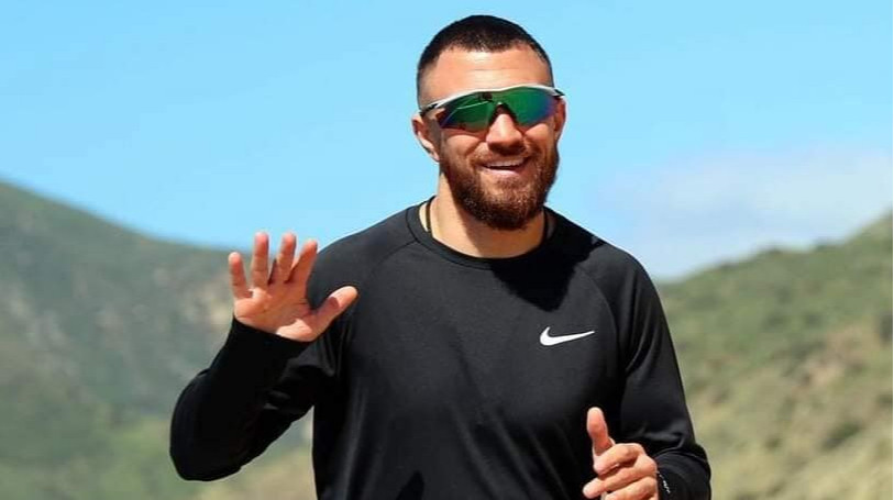 Британский тренер: Если бы Ломаченко ушел в профессионалы после Игр-2008, то стал бы величайшим боксером в истории