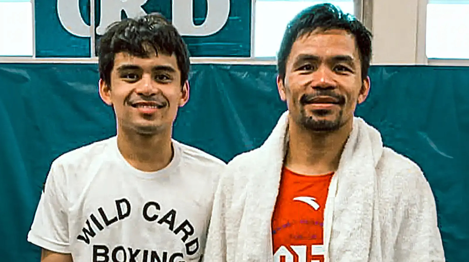 Син Пак'яо дебютує на професійному ринзі після слабкої аматорської кар'єри