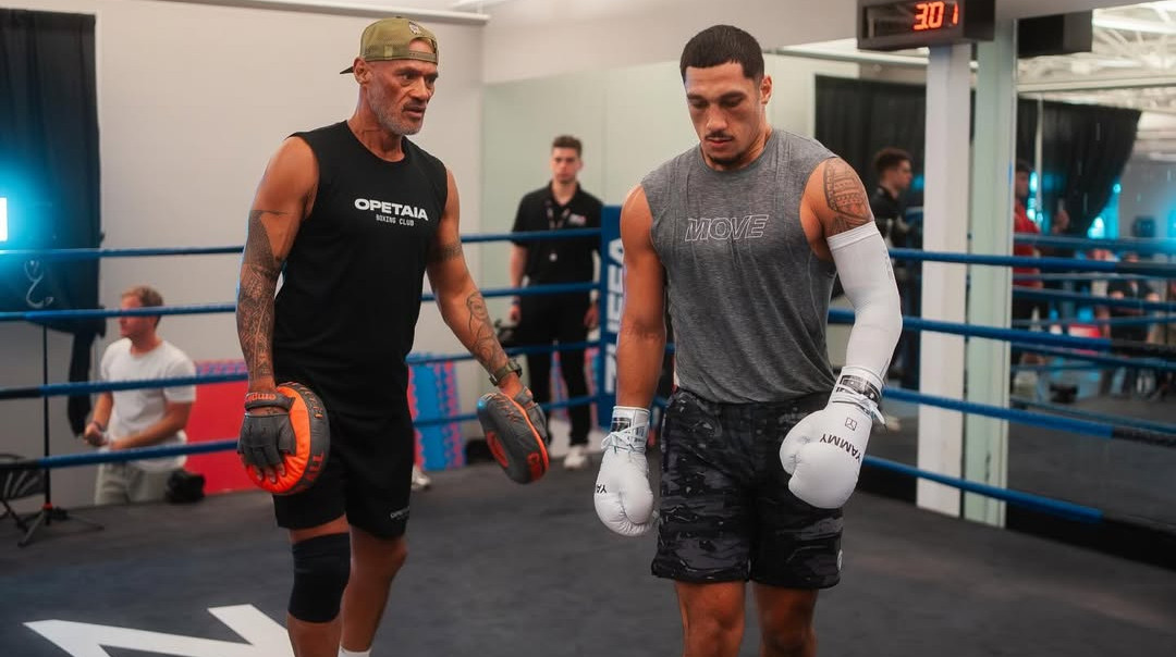 Проливав кров і ламав кістки заради титулу: команда Опетаї подасть до суду на IBF через відібраний пояс