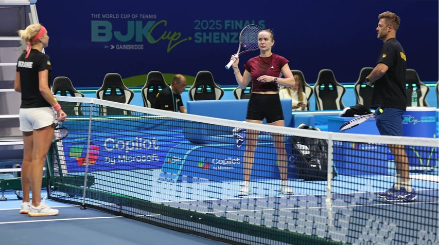 Женская сборная Украины провела первую тренировку перед финальным раундом КБДК