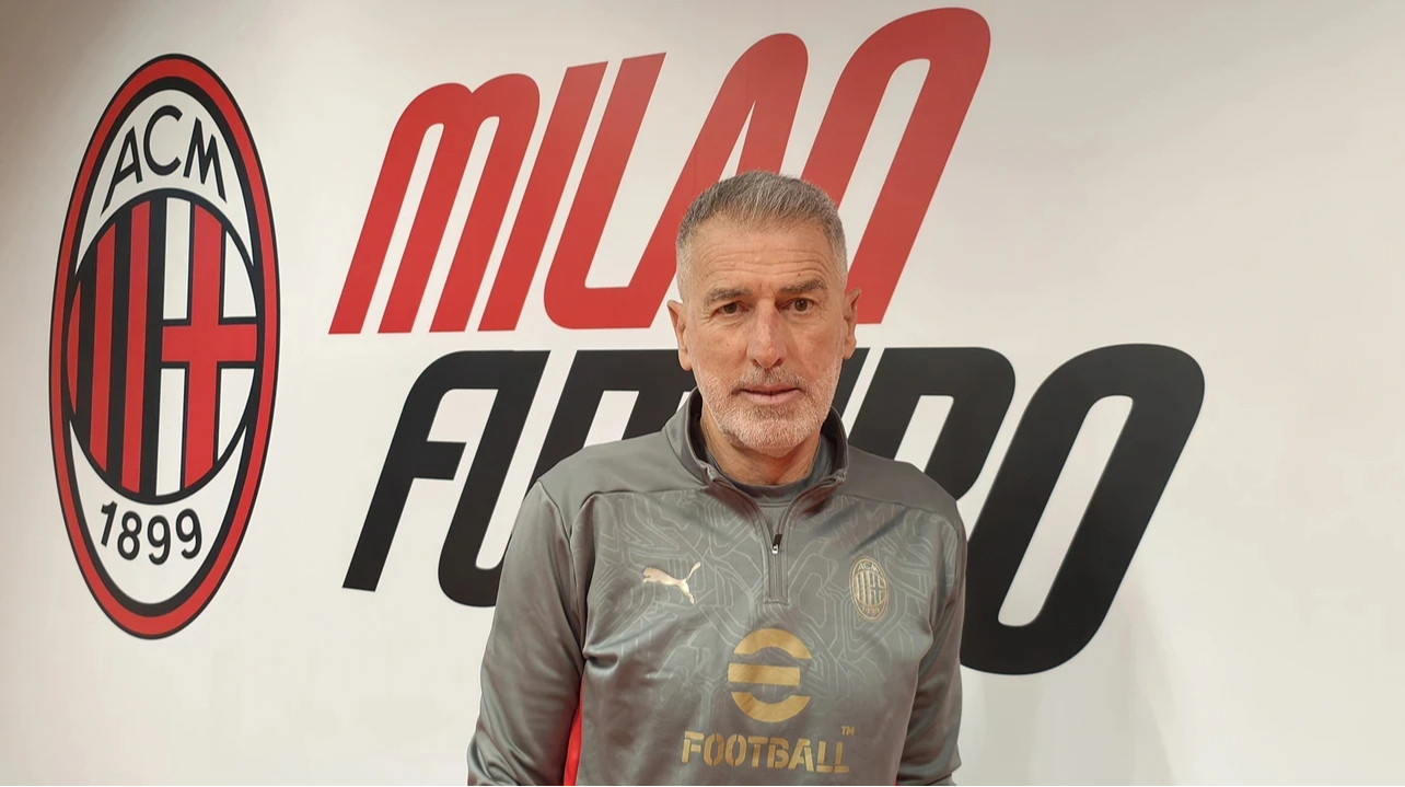 Мілан може звільнити головного тренера в разі поразки від Інтера