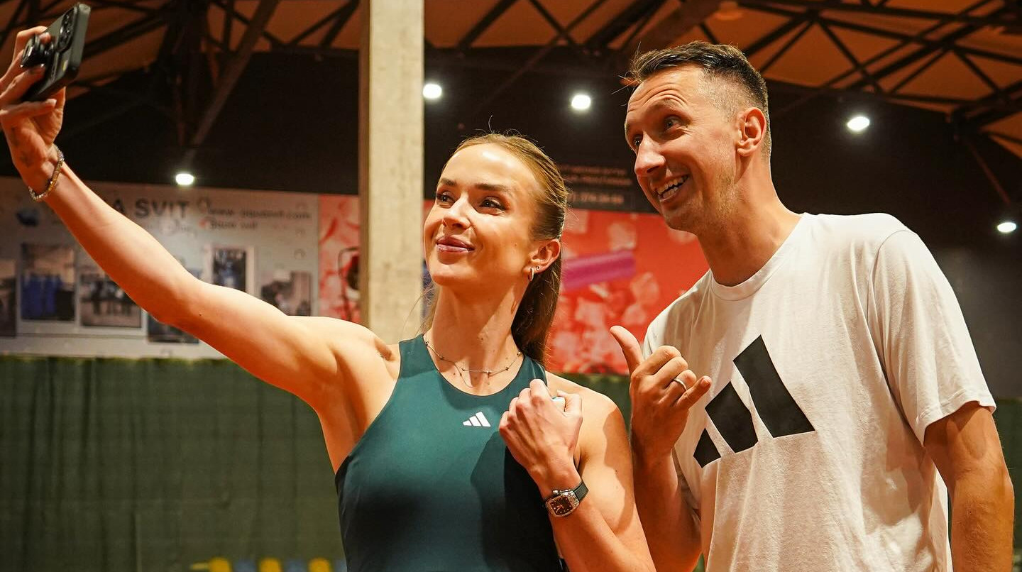 Легенды украинского тенниса провели мастер-класс для юных игроков в Житомире