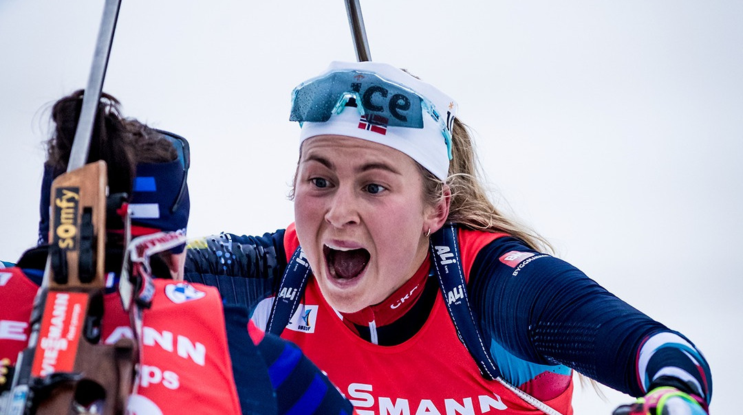 Скандальна Сімон підтримала біатлоністку, яка провалила старт сезону