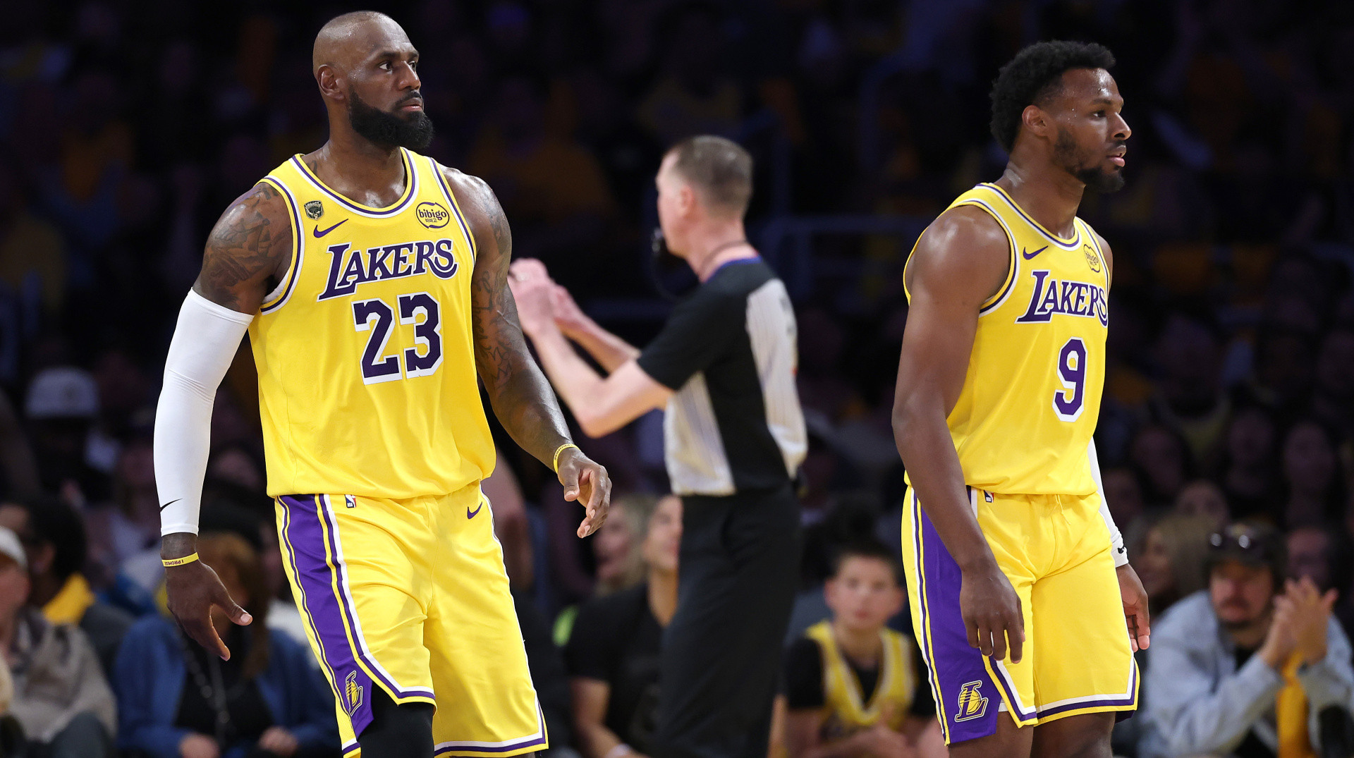 Леброн Джеймс повторил рекорд НБА и впервые в истории сыграл с сыном в плей-офф