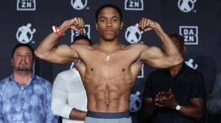 Скофілд проведе бій з Бахді за вакатний титул WBA у легкій вазі