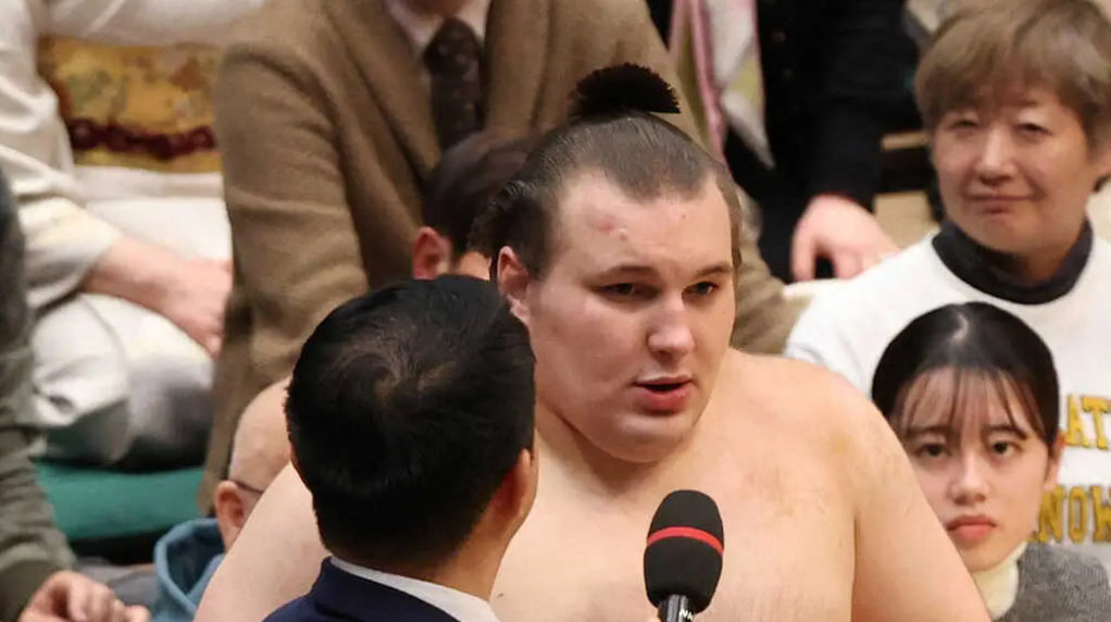 Було відчуття напруги, якого раніше не відчував: українець Аонішікі прокоментував свій тріумф на турнірі Hatsu Basho