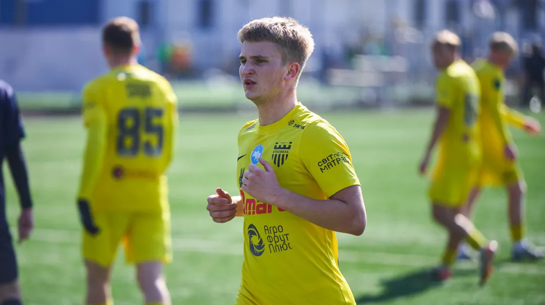 Буковина объявила об утверждении контракта с бывшим полузащитником Металлиста